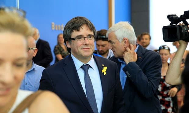 Puigdemont: Është koha për vepra e jo gjeste për pavarësinë katalanase