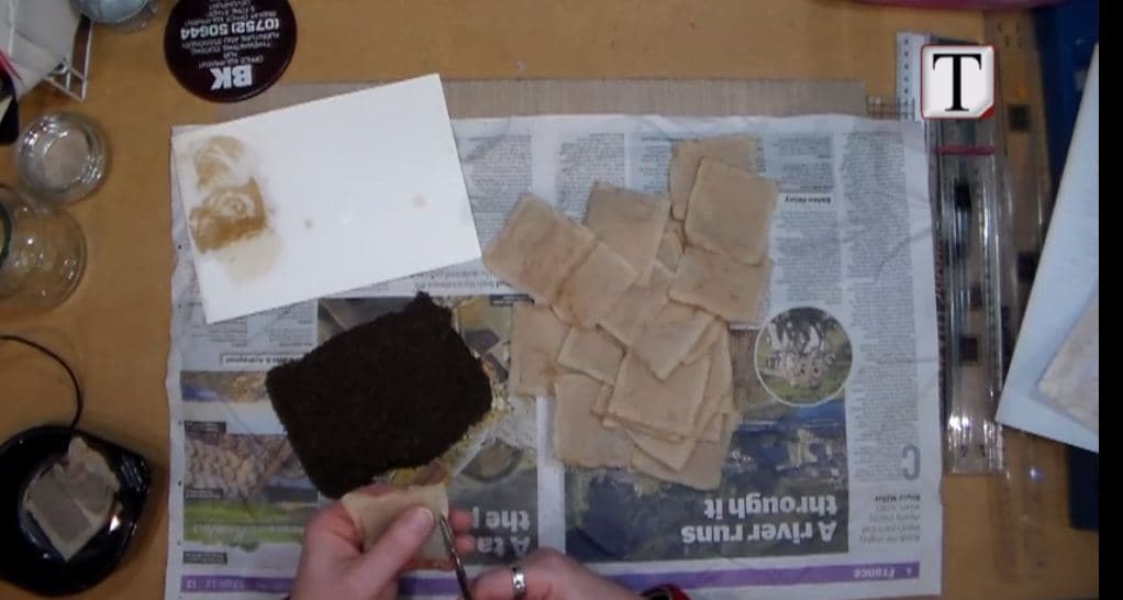 Studimi: Miliarda copëza mikroplastike vetëm në një çaj të paketuar (VIDEO)
