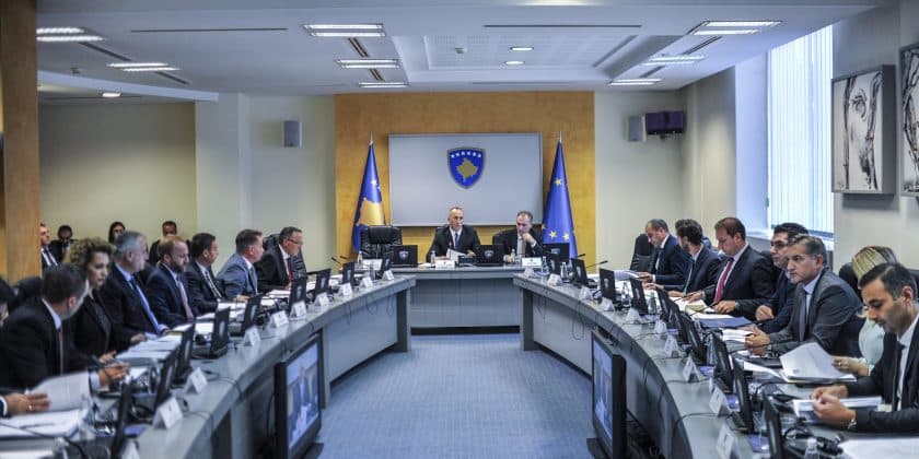 Qeveria “Haradinaj” miraton shndërrimin e FSK-së në Ushtri të Kosovës, Thaçi: Veprim i anshëm, na izolon