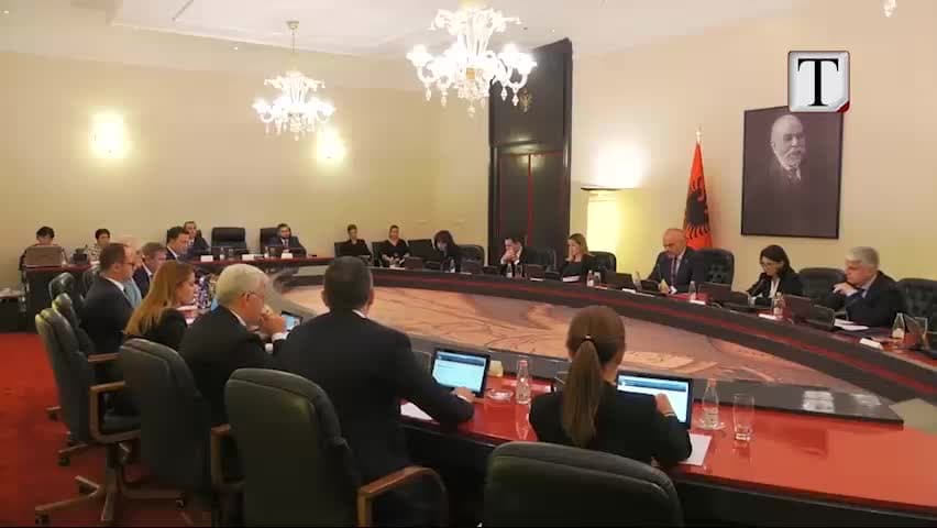 Fundviti, qeveria kompenson me 3 mijë lekë familjet me ndihmë sociale (VIDEO)