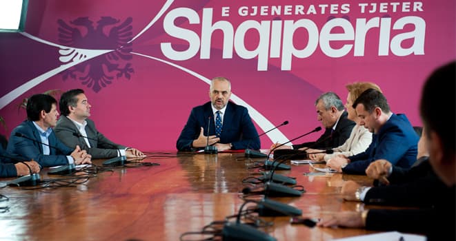 Rama mbledh të tijtë: Nuk besoj të gjendet konsensus në PD për djegien e mandateve