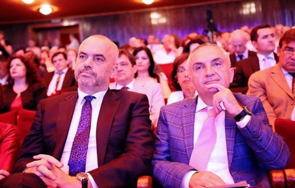 “Lleshaj”, kryeministri çon presidentin në Kushtetuese (VIDEO)