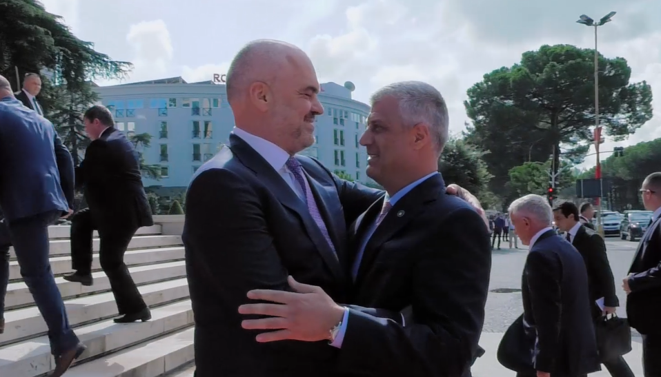 Rama –Thaçi takim “kokë më kokë” në Tiranë