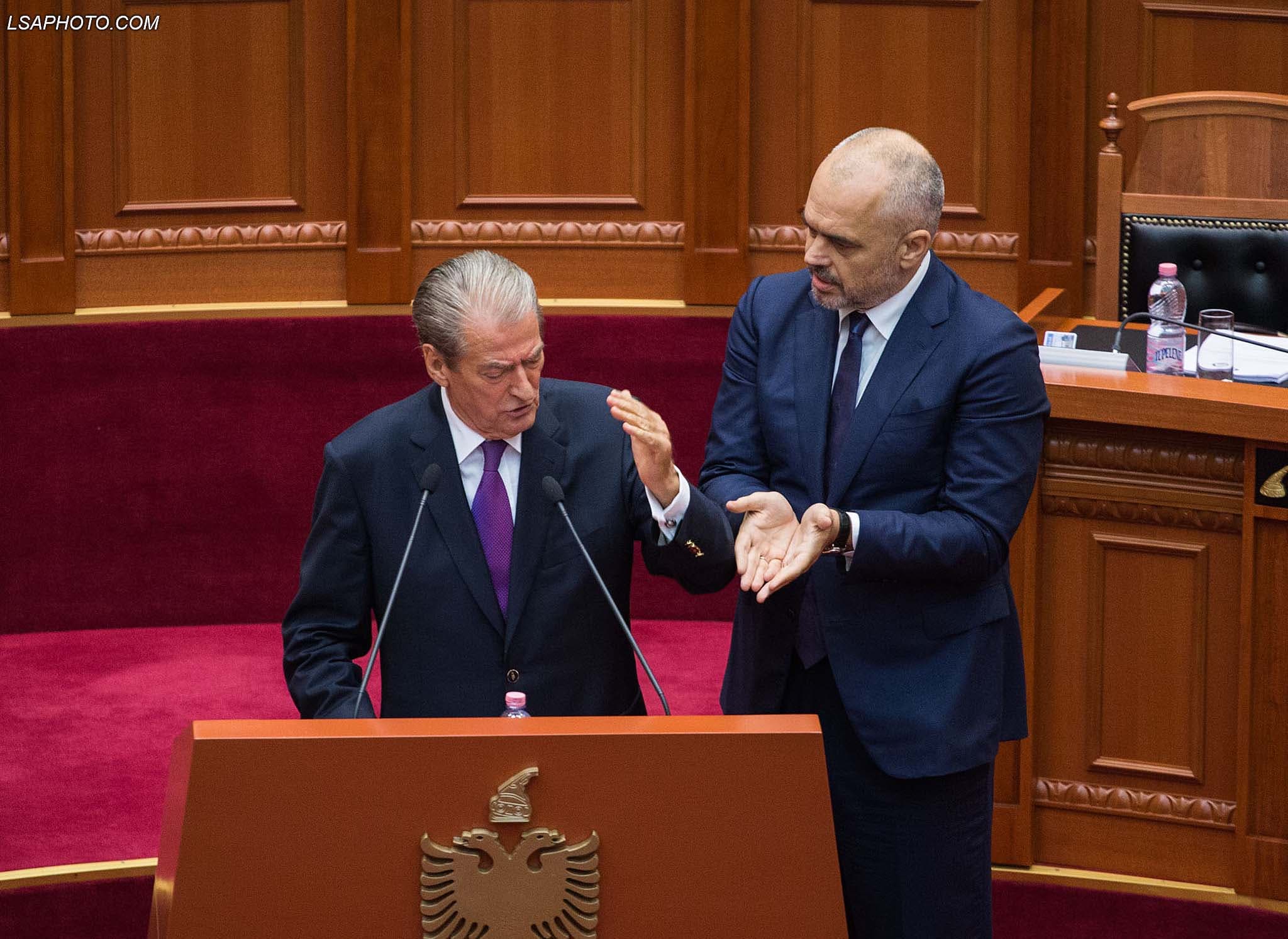“Lojërat e fatit”, Rama i përgjigjet Berishës: Bastet vdiqën Sali!