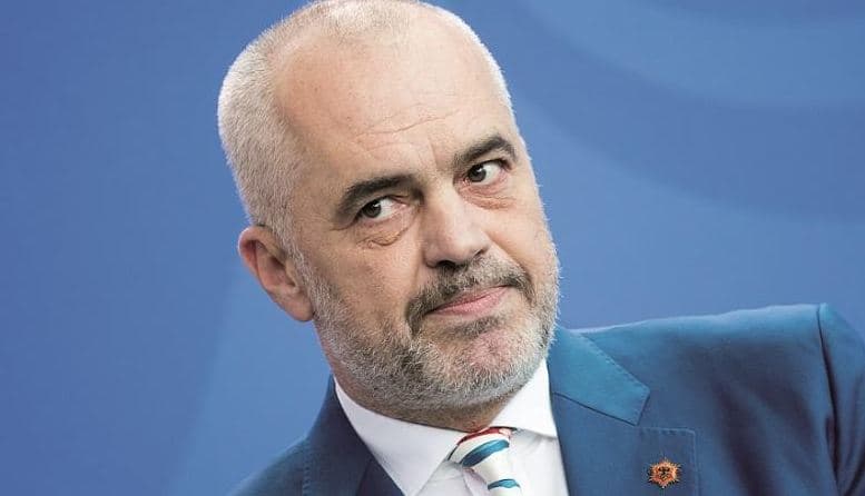 Rama: Mbyllim sportelet, shtojmë shërbimet online. Kompjuterin s’e korrupton dot njeri