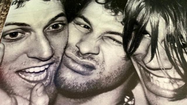 Vdes në moshën 64-vjeçare kitaristi i rok grupit Red Hot Chili Peppers