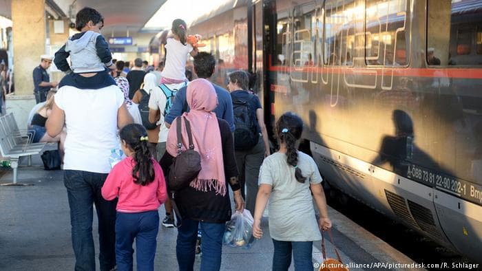 BE nuk pajtohet me Rusinë se refugjatët sirianë mund të kthehen në vendin e tyre