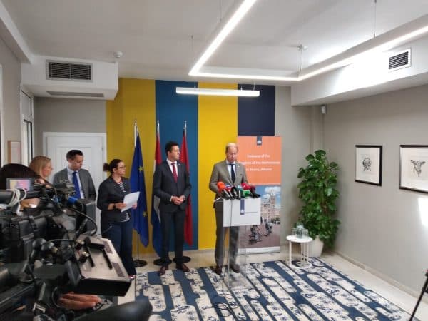Delegacioni holandez në Tiranë: Për vizat do flasim në Holandë me delegacionin shqiptar