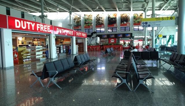 Surprizat në TIA nuk mbarojnë kurrë