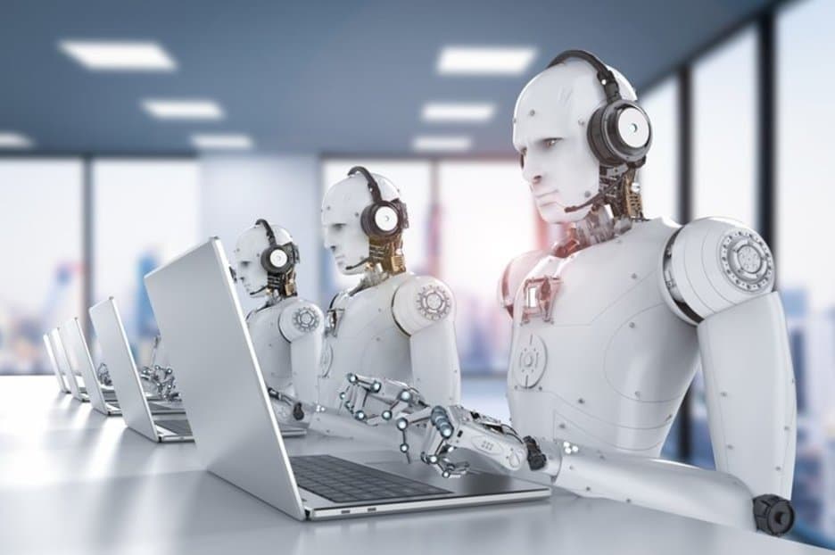 Studimi/ Robotët do të zëvëndësojnë krahun e punës (VIDEO)