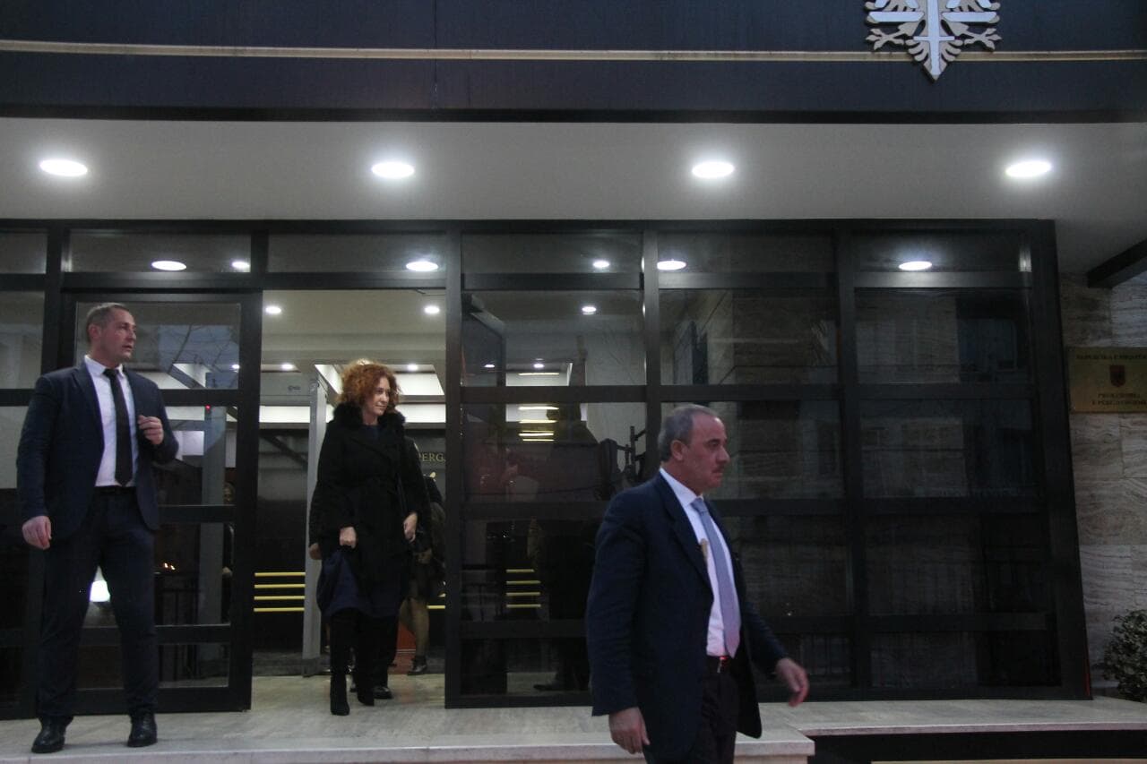 Takimi Marku-Vlahutin: Sundimi i ligjit përbën një prioritet absolut për axhendën evropiane të Shqipërisë