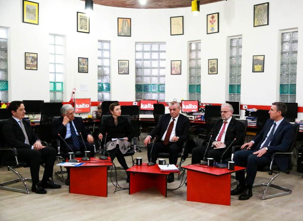 Ruçi në Forumin e Kryetarëve të Parlamenteve: Dhuna në Kuvend nuk është mjet demokratik dhe ligjor