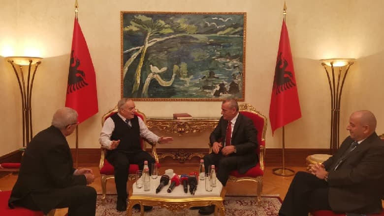 Sizmologu grek: Duhen masa të rrepta antisizmike për ndërtimet e reja