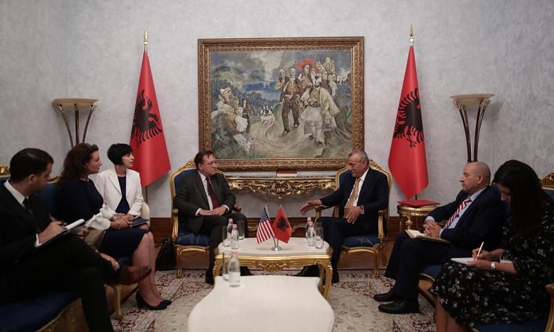 Zyrtari i DASH-Ruçit: Përfundoni reformën zgjedhore brenda vitit bashkë me opozitën
