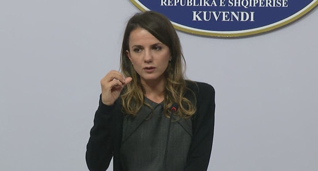    Komisioni për Reformën zgjedhore/ Hajdari: S’kemi arritur ende një draft me maxhorancën. Gjiknuri: Presim propozimet e PD (VIDEO)