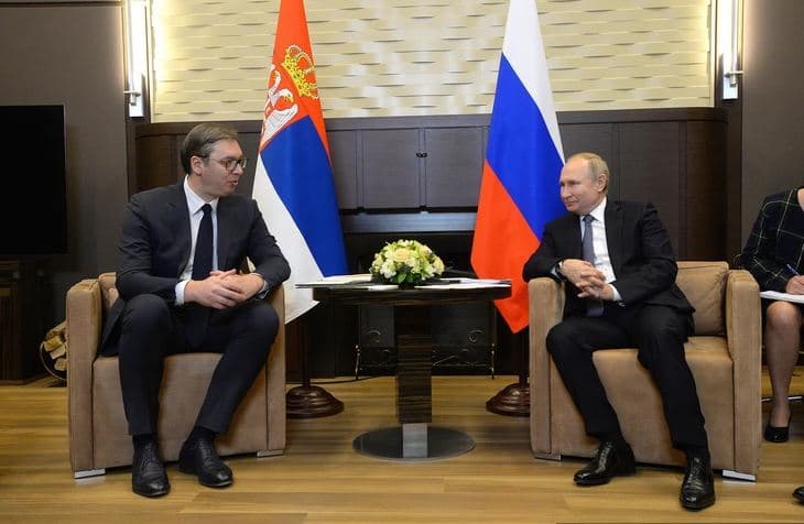Vuçiç pas takimit me Putinin: Nuk jam optimist për një zgjidhje përfundimtare Prishtinë-Beograd