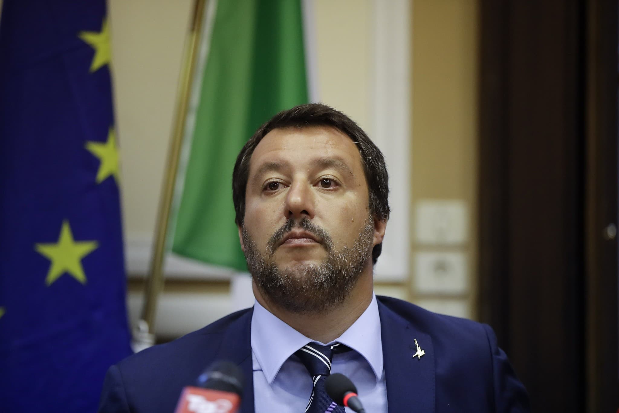 Itali, mbyllen projektet e emigrantëve në Riace (VIDEO)