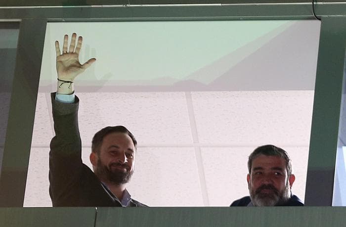 Zgjedhjet në Spanjë/ Askush nuk ka maxhorancën, rritet ekstremi i djathtë (VIDEO)