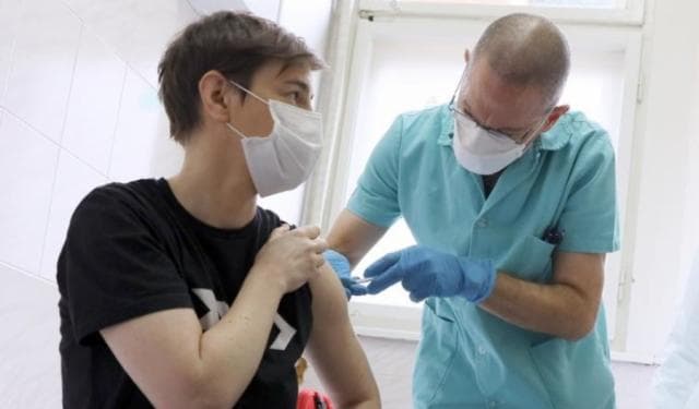Serbia nis vaksinimin, 11 mijë persona deri në fund të javës