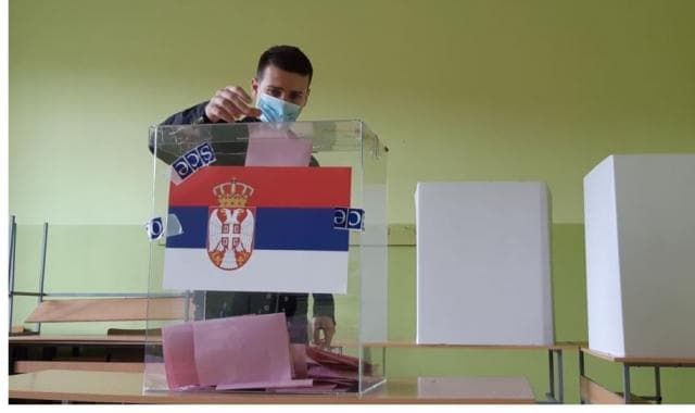 Mbyllet proçesi votimit në Serbi, në Kosovë zgjodhën përfaqësuesit rreth 58% e serbëve