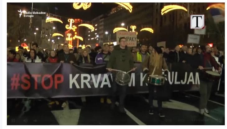 Serbët protestojnë kundër sulmit ndaj opozitarit  Borko Stefanoviç (VIDEO)