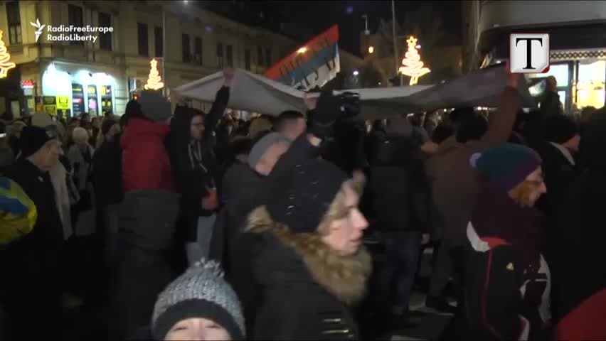 Pse serbët protestojnë kundër “autokratit” Vuçiç? (VIDEO)