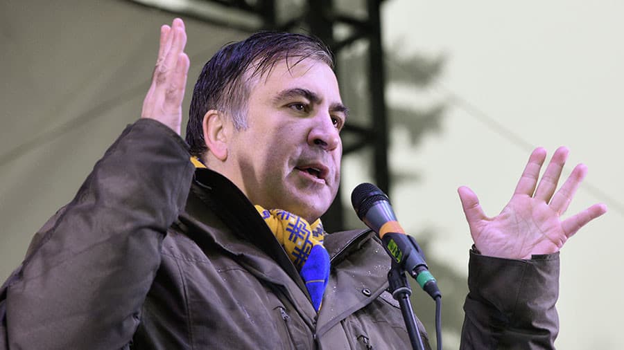 Pse tentoi të hidhej nga pallati në Kiev ish-presidenti gjeorgjian, Saakashvilli?