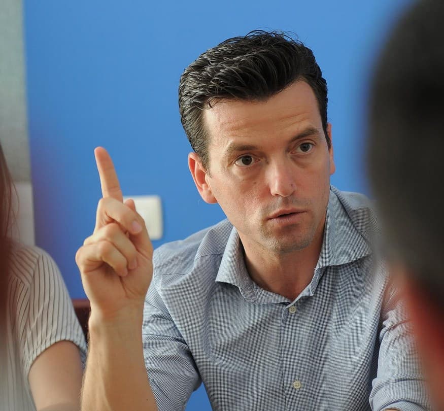 Deputeti i Vlorës: Rama premton kompensim për përmbytjet, nuk ka dhënë as atë të 2015-s
