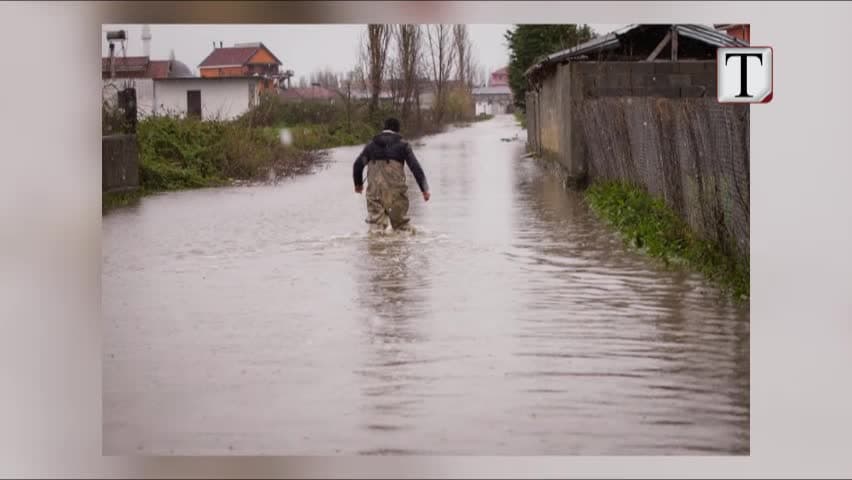 Përmbytja në Shkodër, ushtria: Uji po tërhiqet (VIDEO)