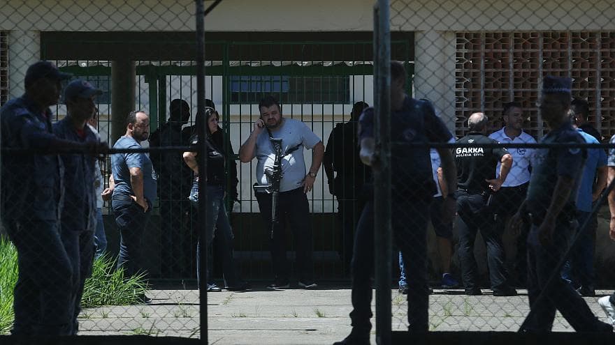 Sulm në një shkollë në Brazil, të paktën tetë të vrarë