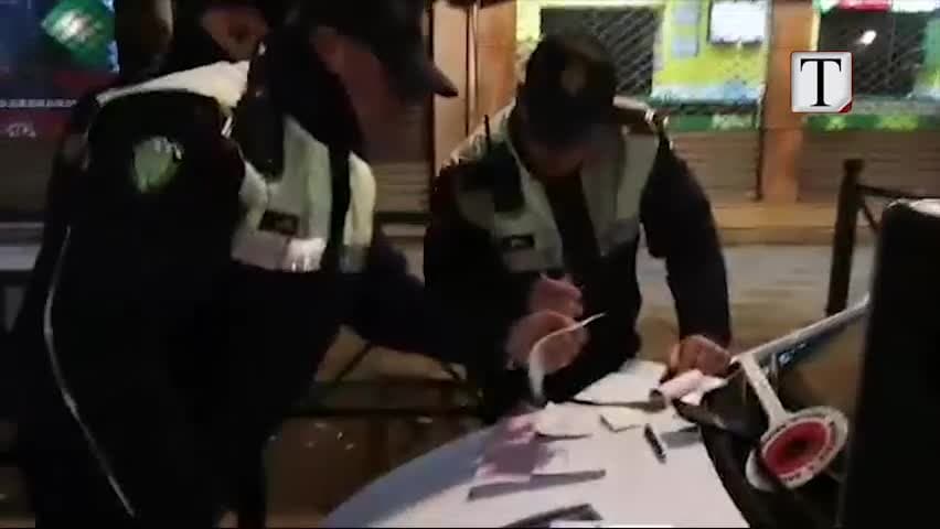 Shpejtësi dhe alkool, pezullohen 22 patenta në Tiranë (VIDEO)