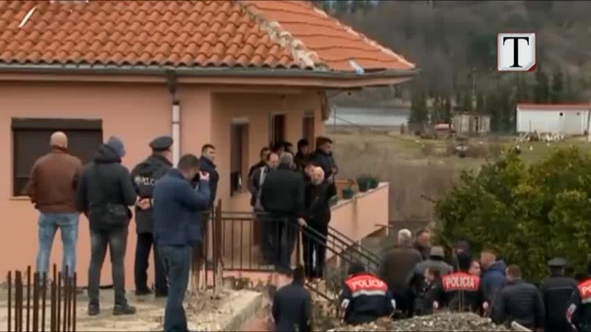 Iu prishin shtëpinë, tension mes policisë dhe banorëve (VIDEO)