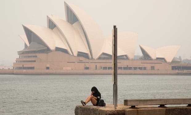 Sydney mbulohet nga tymi, cilësia e ajrit 11 herë nën nivelin e shëndetshëm