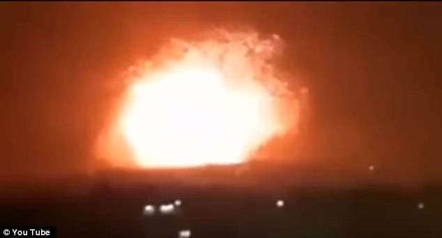 Sulmet raketore në bazat ushtarake vrasin luftëtarët e Assad-it, shpërthimet shkaktojnë tërmet 