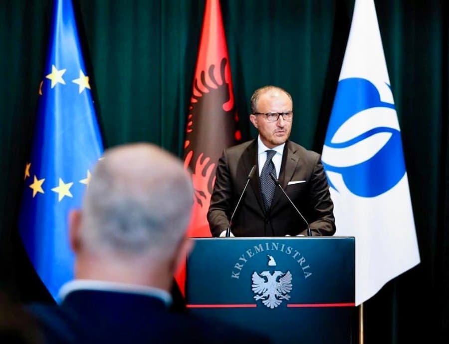 Refuzimi i negociatave/ Soreca: Mos u dorëzoni!