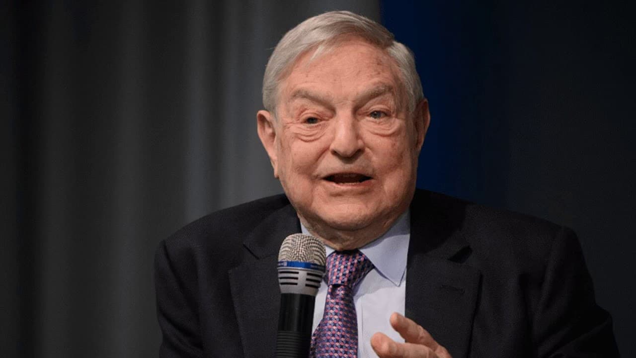 George Soros kërkon largimin e Mark Zuckerberg
