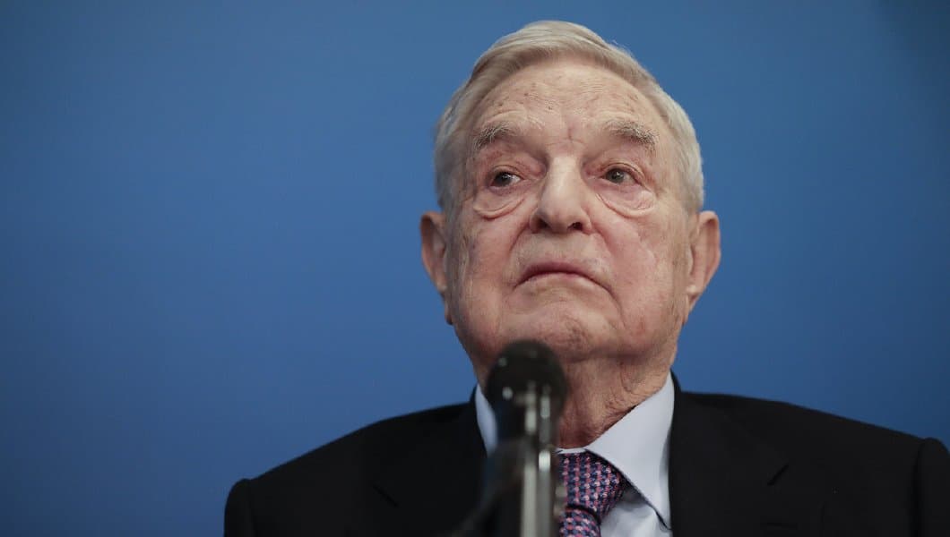 Soros flet në Forumin Ekonomik të Davosit: Google dhe Facebook po pengojnë inovacionin
