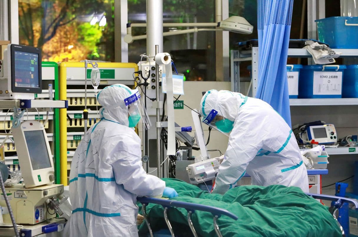 Koronavirusi, Kina ndërton spital brenda 48 orëve (FOTO)