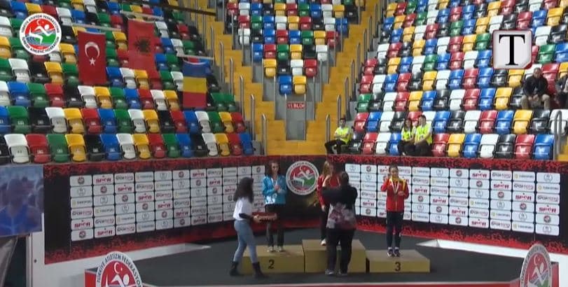 Gega dhe Smajlaj, medalje ari (VIDEO)