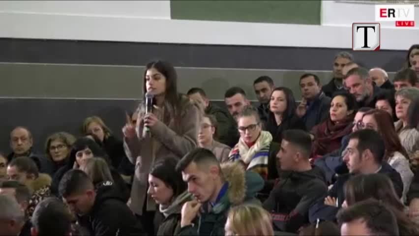 Rama me studentët e Bujqësorit: Në janar paguajmë 50% të tarifës (VIDEO)