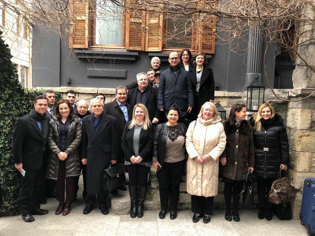 Mbyllet takimi Bushati-Kocias, ministria: Pati përparim (VIDEO)