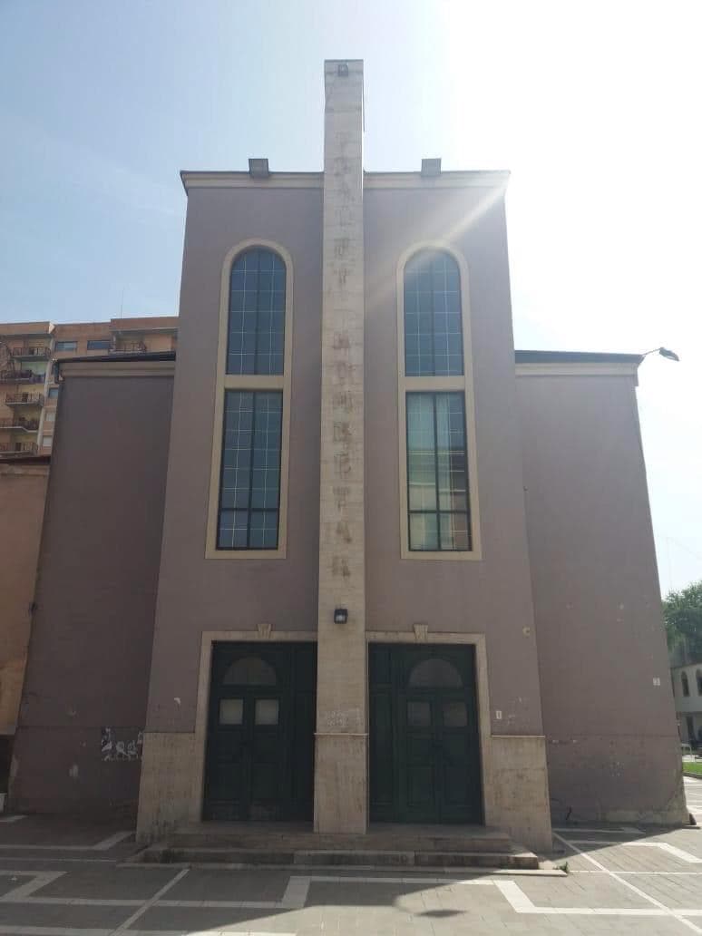 Hiqen gjatë natës gërmat në godinën e Teatrit Kombëtar, reagon PD