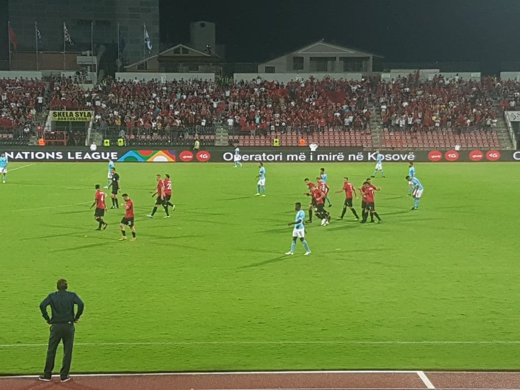 Triumfi i kuqezinjve, goli i Xhakës i jep Shqipërisë fitoren 1-0 përballë Izraelit