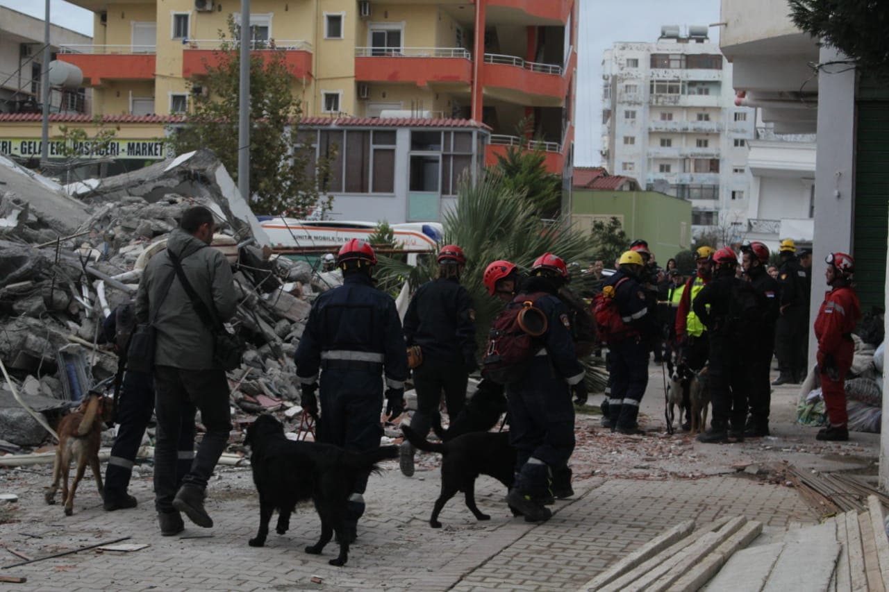 Tërmeti, shkon në 49 numri i viktimave