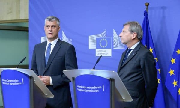 Thaçi sot takohet me Hahn dhe presidentin Tusk