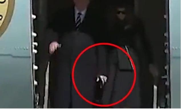 Vazhdon telenovela e duarve mes Trump dhe Melania, First Lady rrefuzon ti jap dorën presidentit (VIDEO+FOTO)