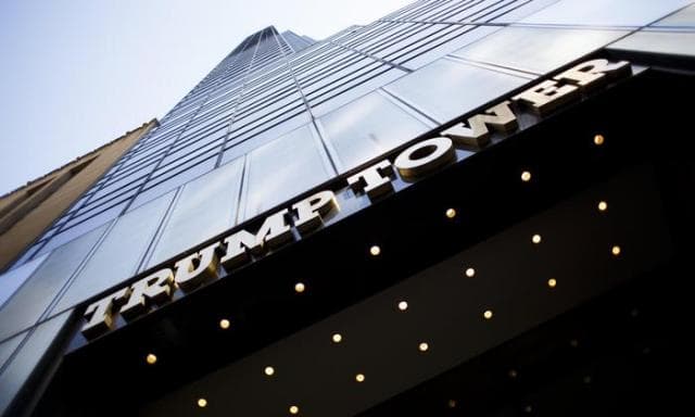 Nju-Jork, pronave të Trump u përgjysmohet vlera