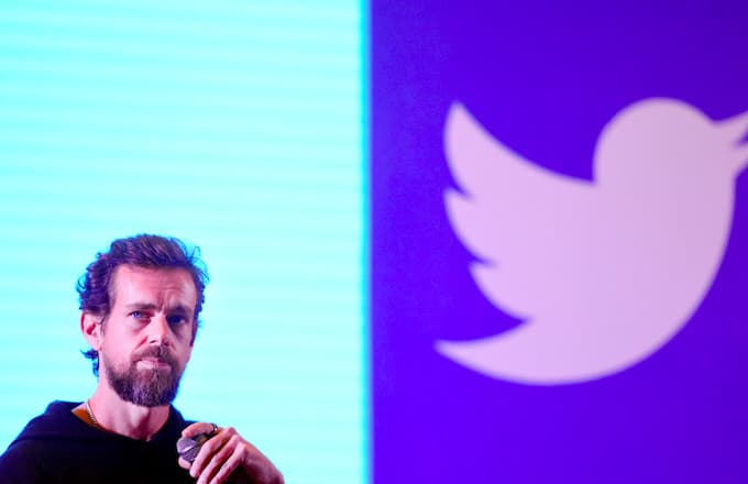 Twitter ndalon të gjitha spotet politike