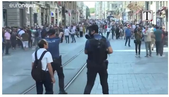 Turqi, 50 të arrestuar gjatë marshimit të Nënave të së Shtunës 