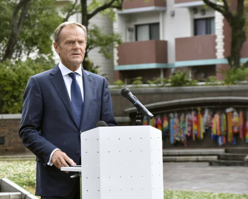 Tusk: Mësimet që duhet të nxjerrin superfuqitë e botës nga katastrofa e Nagasakit